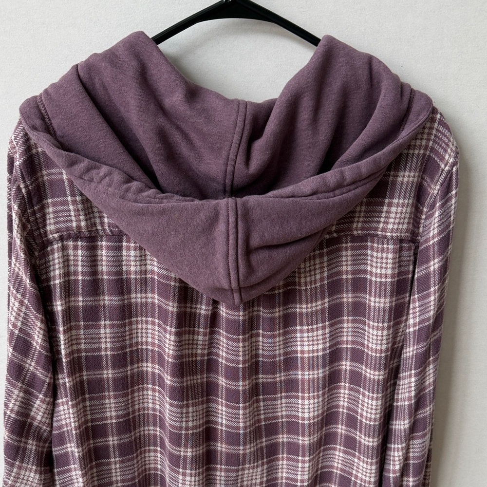 American Eagle Outfitters Purple Plaid Flannel Shirt - Picture 3 of 5